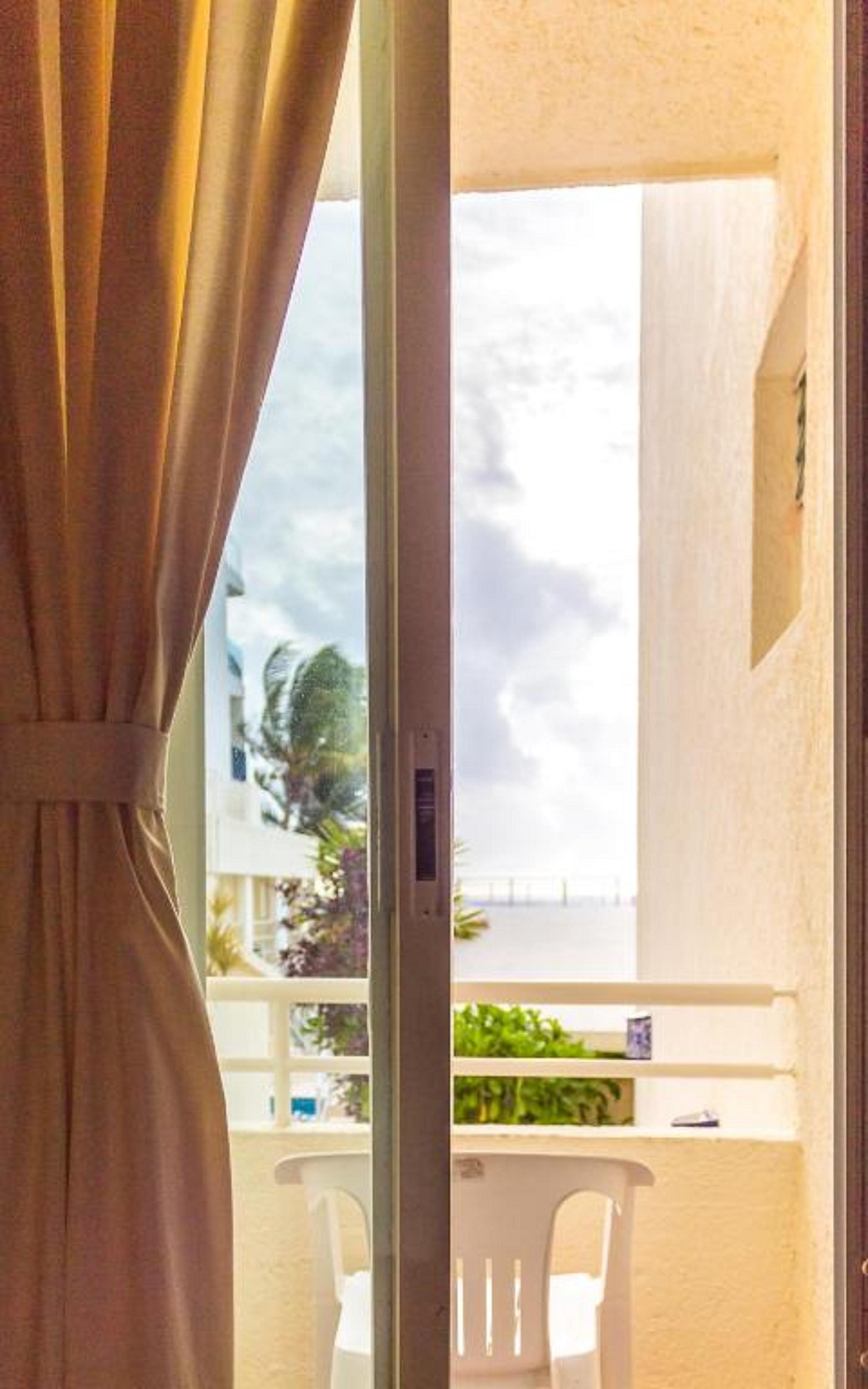 Luciana Hotel & Beach Club Плайя-дель-Кармен Екстер'єр фото